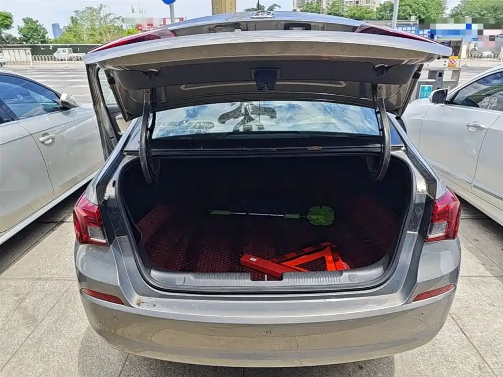 Buick Excelle 2018 15N CVT Elite фото 19
