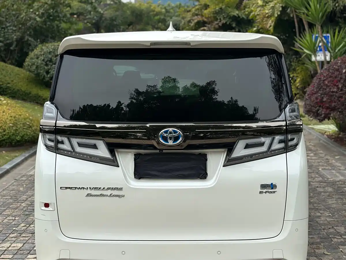 Toyota Vellfire 2023 Crown Hybrid 2.5L HV Ultimate фото 8