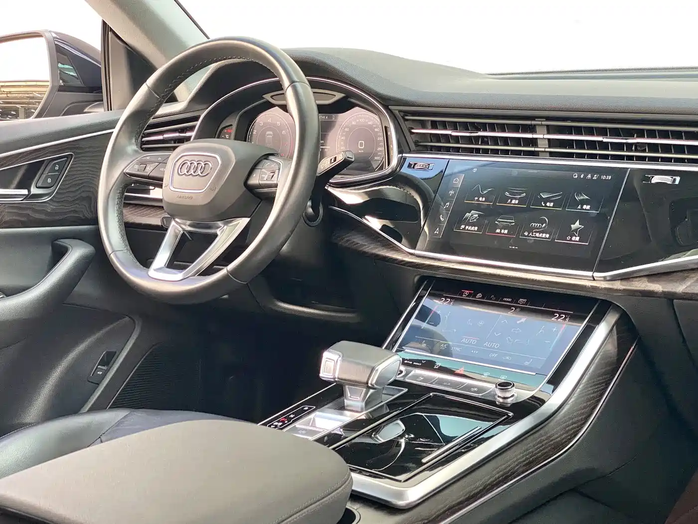 Audi Q8 2021 2021 Model 55 TFSI Luxury Dynamic