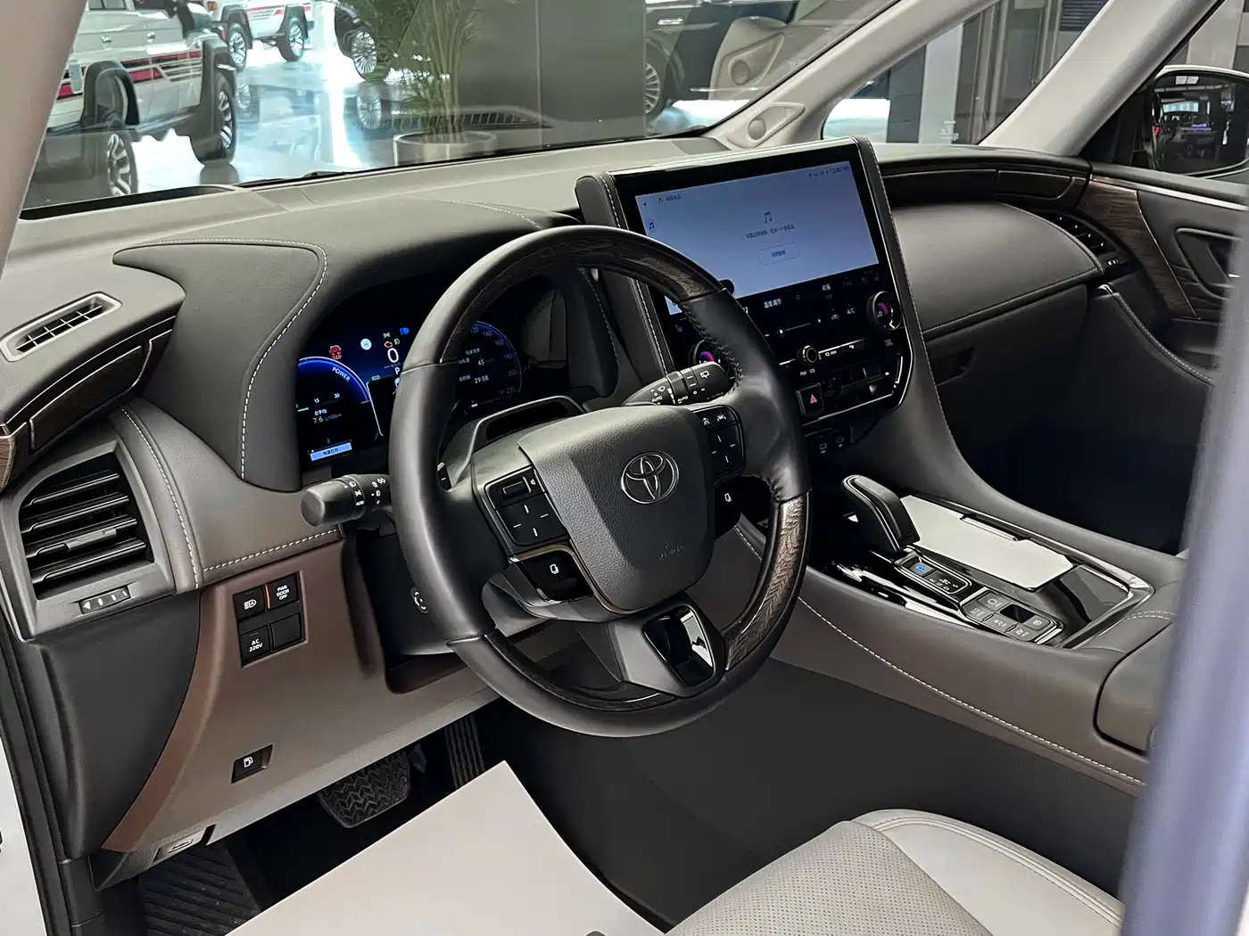 TOYOTA ELFA