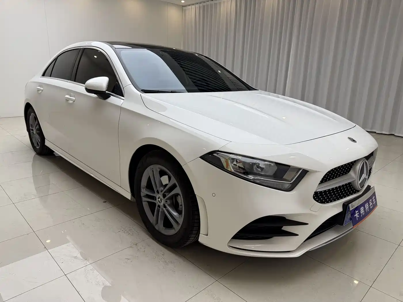 Mercedes-Benz A-Class 2022 A 180 L Sport Sedan фото 3