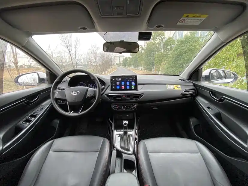 Hyundai Elantra 2020 1.6L Auto GL Pleasing Edition фото 9