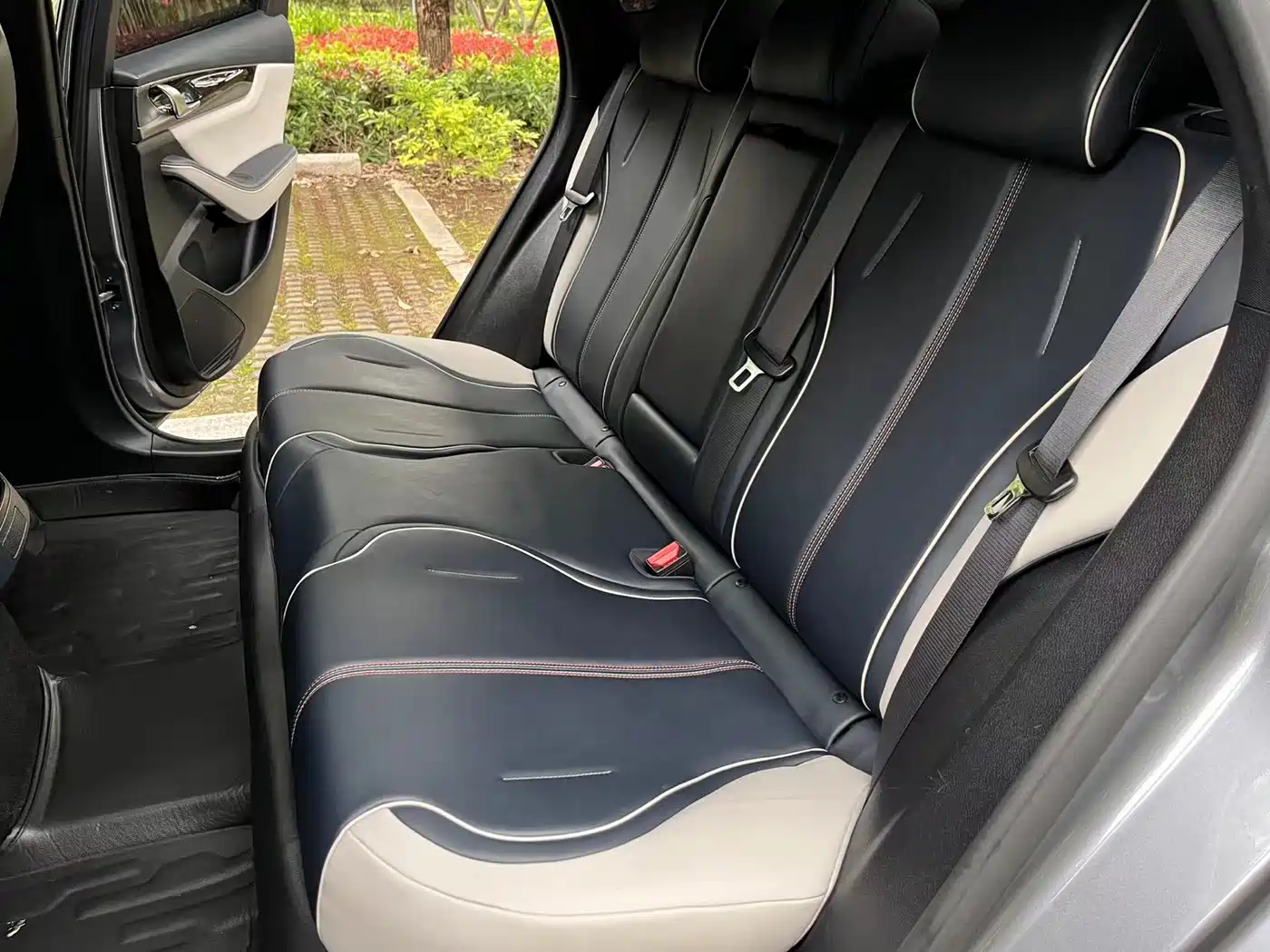 BYD Qin PLUS 2021 DM-i 55KM Flagship фото 10