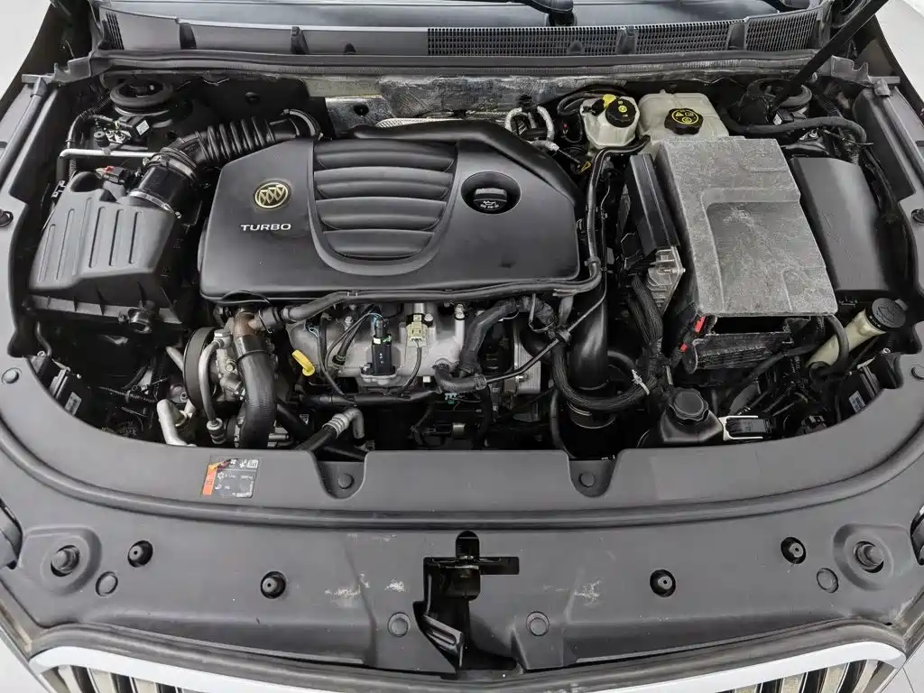 Фото 6 - Buick LaCrosse