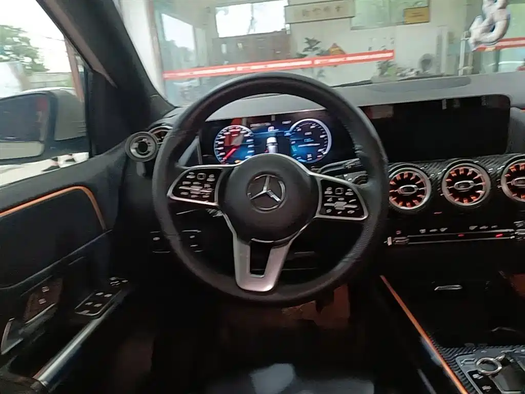 Mercedes-Benz B-Class 2020 B 200 Sport Edition фото 11