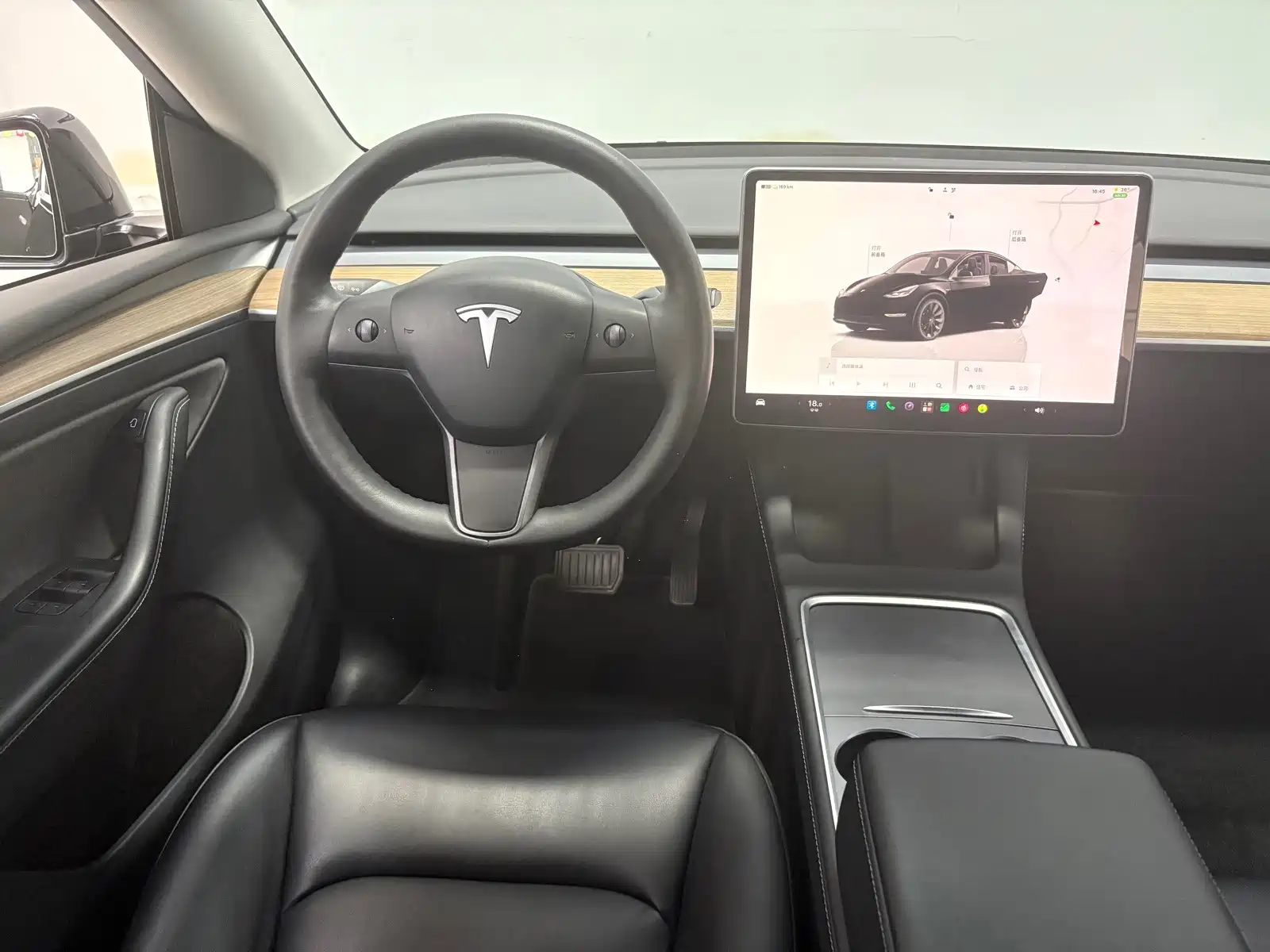 Фото 12 - Tesla Model Y