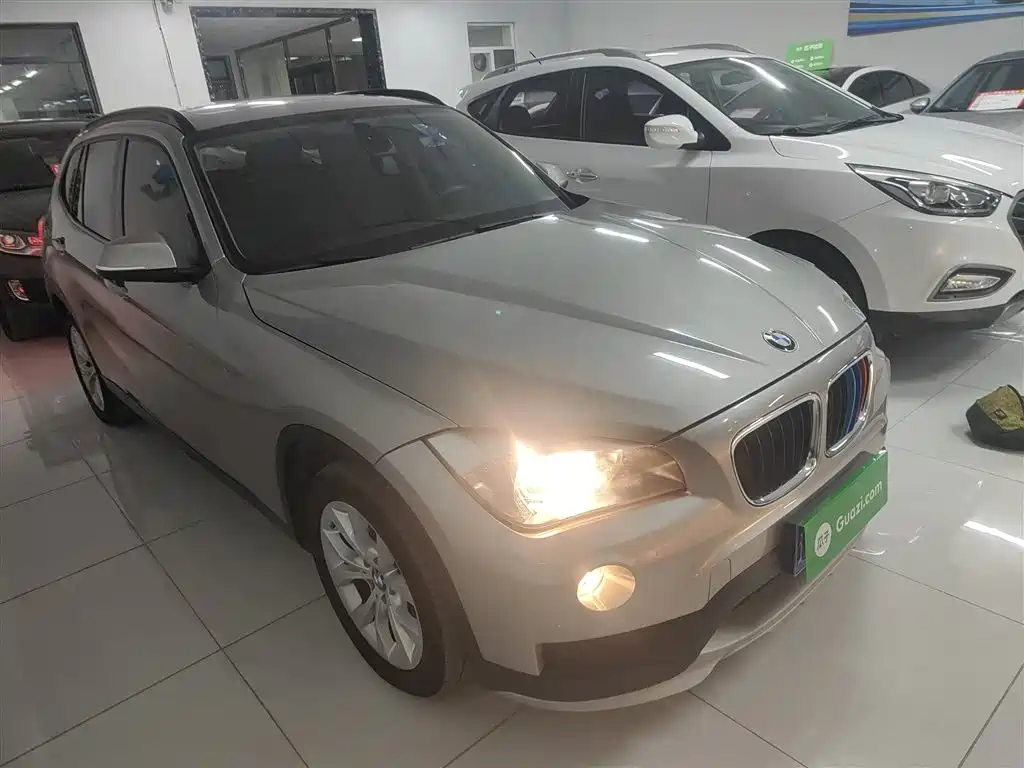 BMW X1 2014 sDrive18i Fashion Edition фото 20