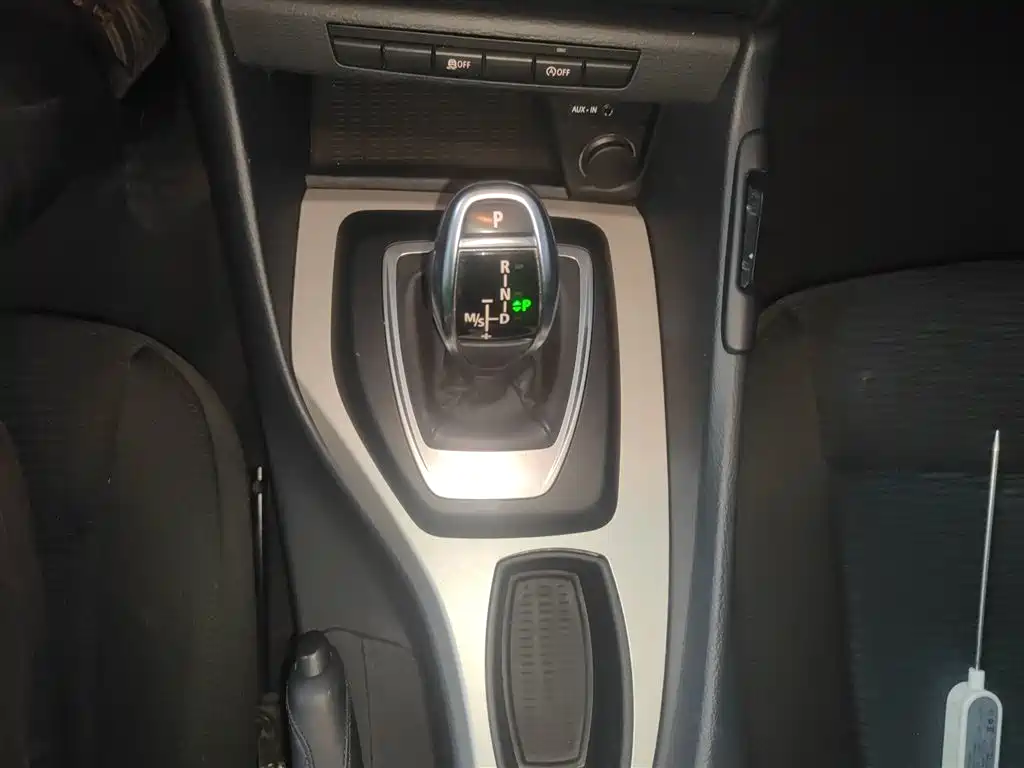 BMW X1 2014 sDrive18i Fashion Edition фото 6