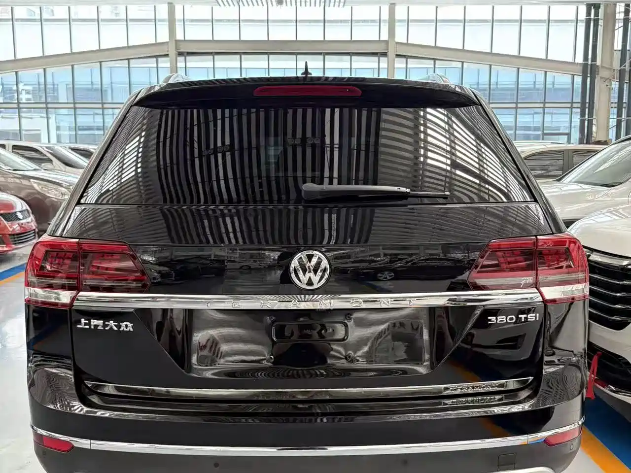 Volkswagen Teramont 2020 380TSI 4WD Luxury China V фото 7