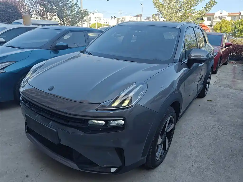Lynk & Co 06 EM-P 2020 PHEV Plus