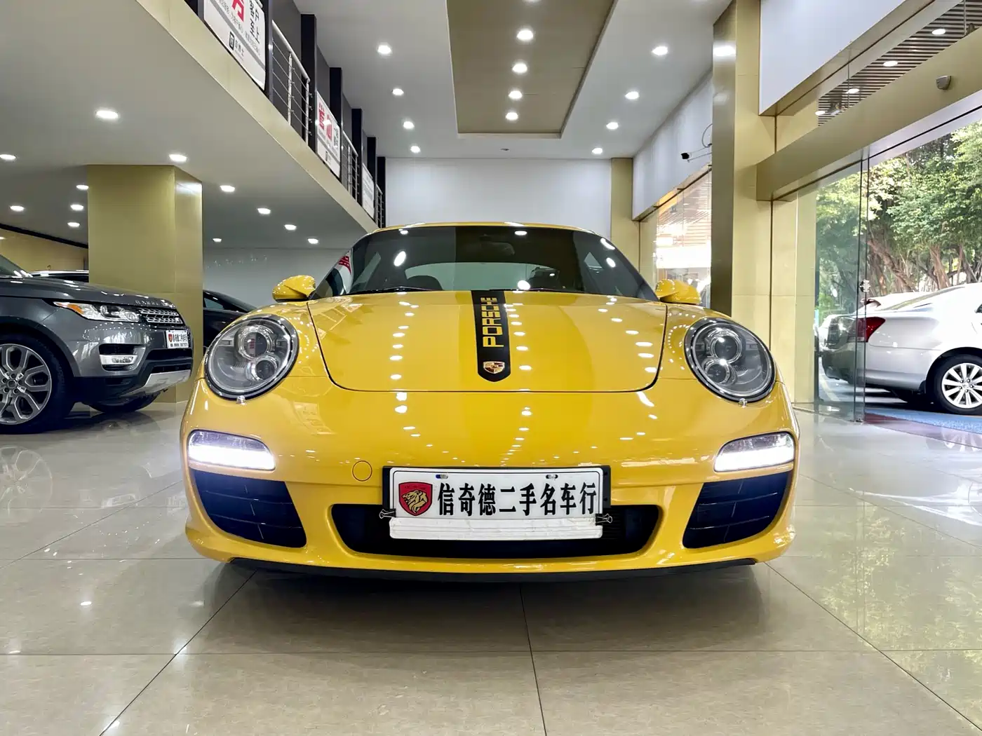 Porsche 911 2010 Carrera 4S 3.8L фото 4