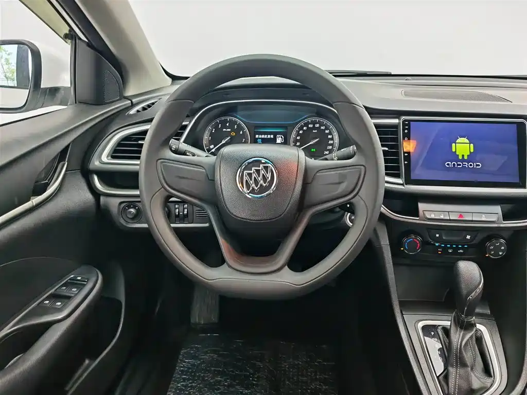 Buick Excelle 2021 Facelift Exemplar 1.5L Auto Progressive фото 11