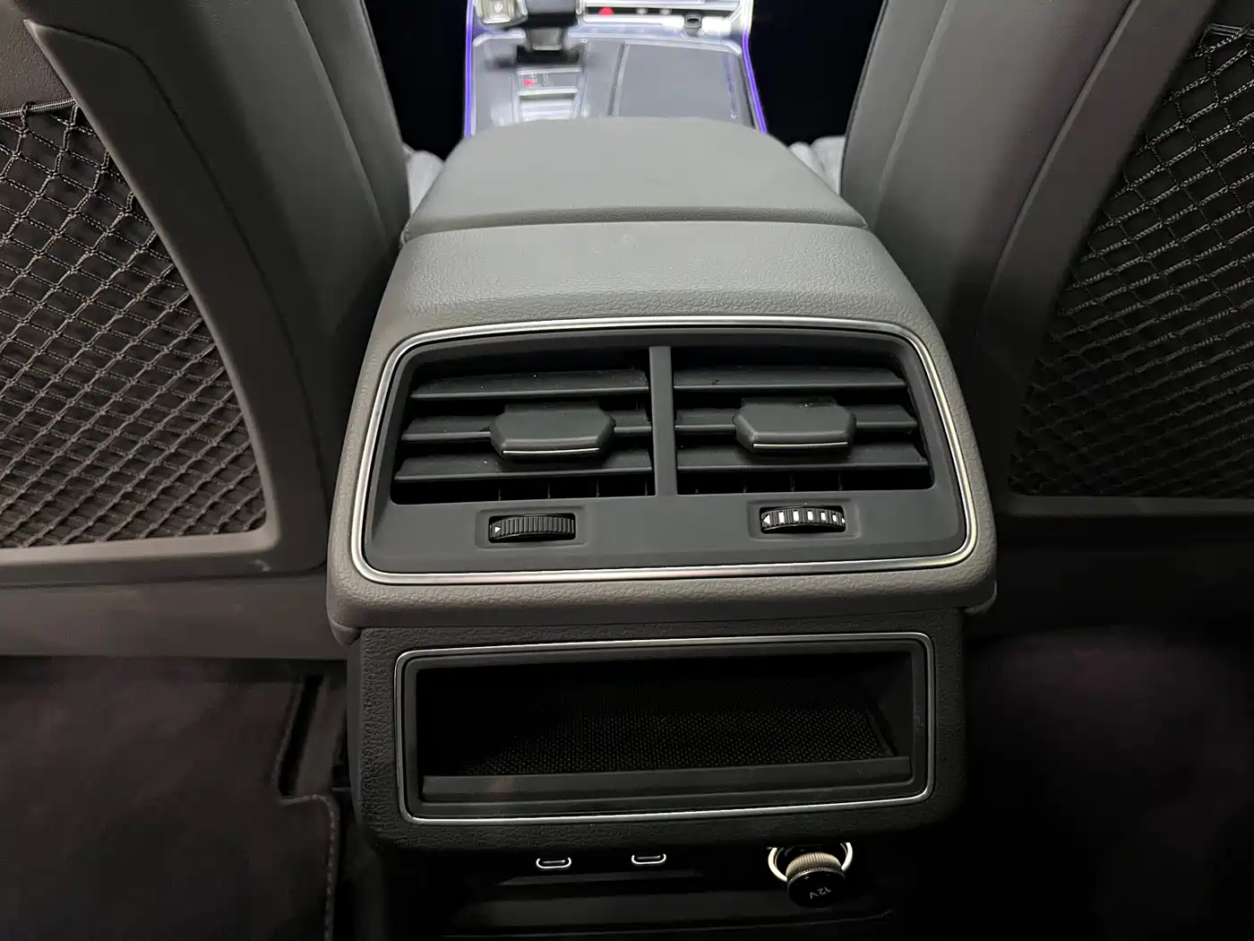 Audi A6L 2023 40 TFSI Luxury Dynamic фото 13