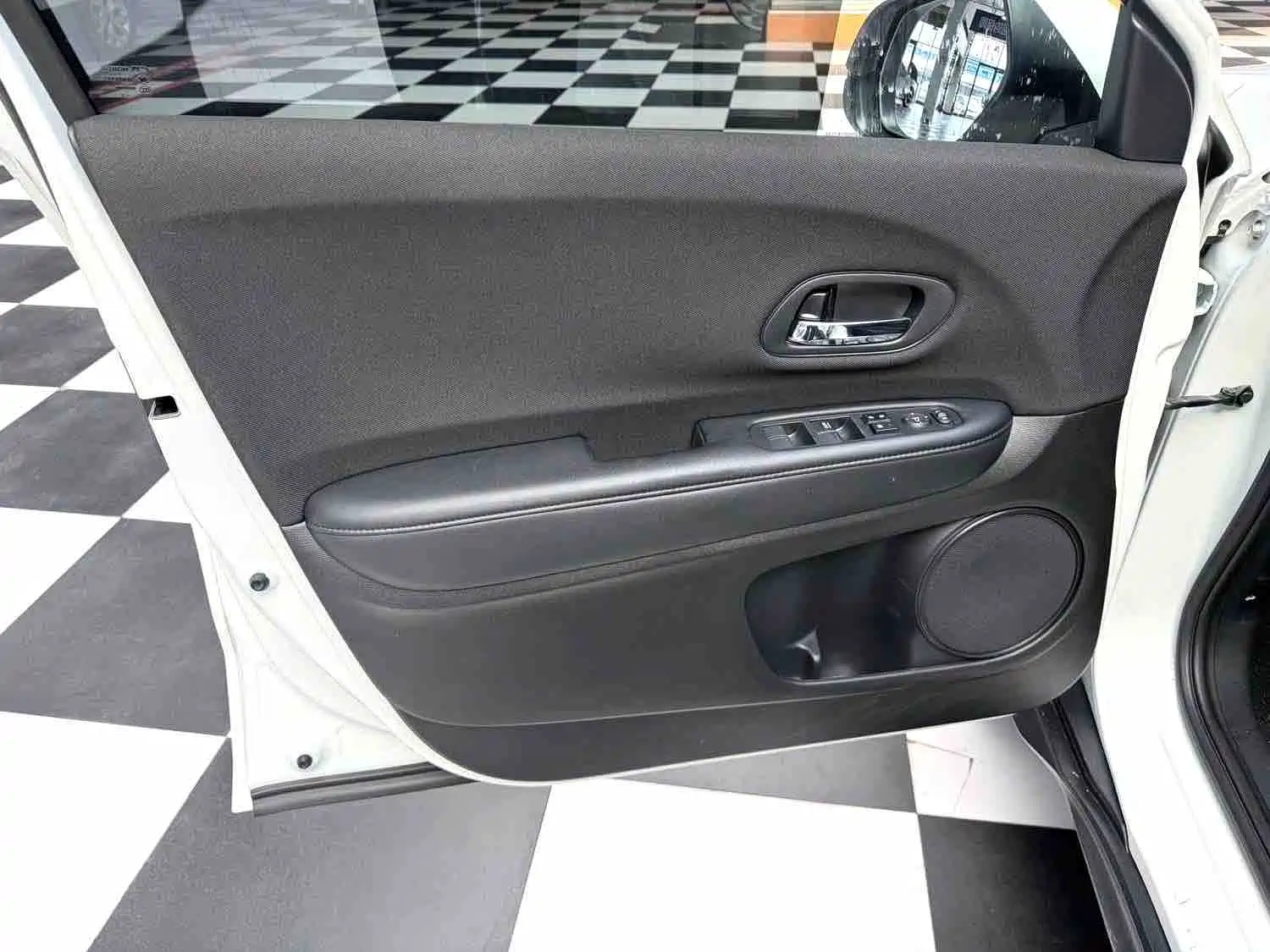 صورة 4 - Honda Vezel