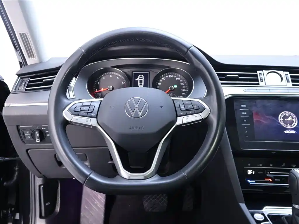 Volkswagen Magotan 2020 330TSI DSG Leading фото 16