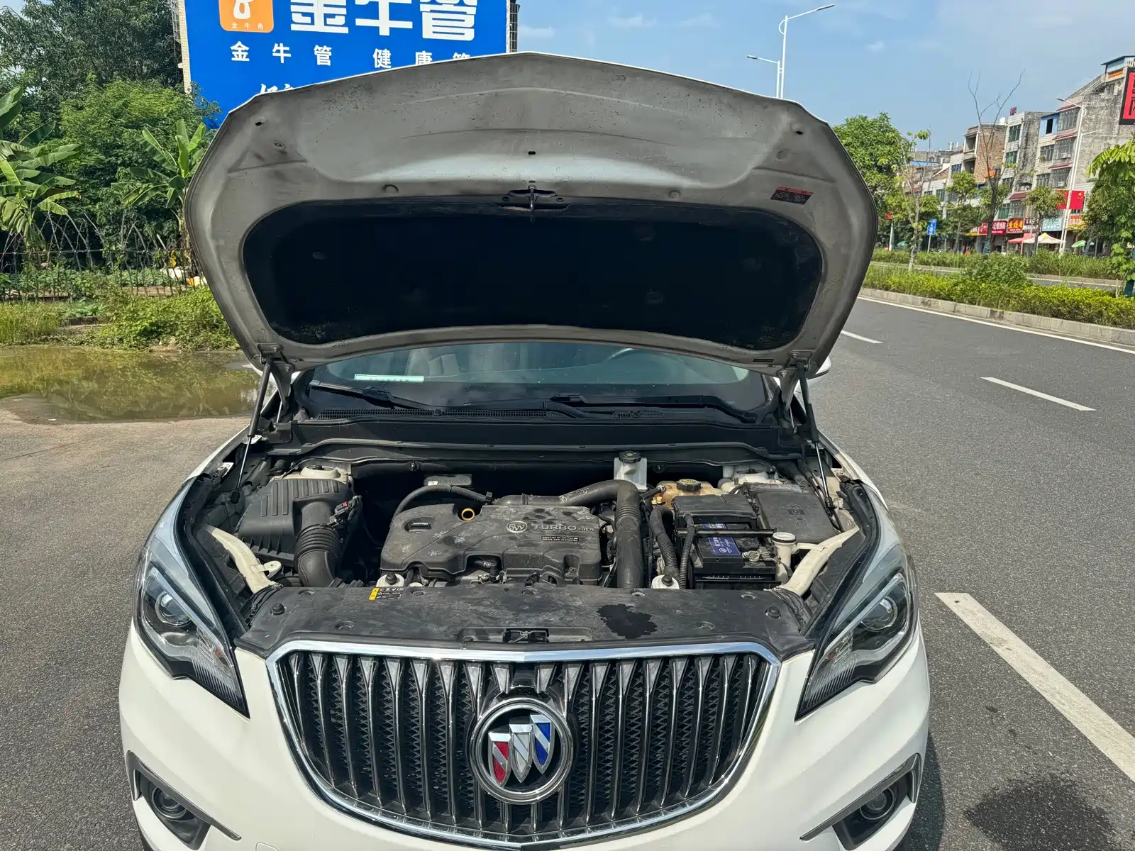 Photo 11 - Buick Envision Plus