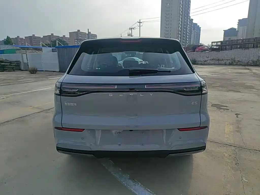 Geely Galaxy Galaxy E5 2026 2026 530km Voyager Edition