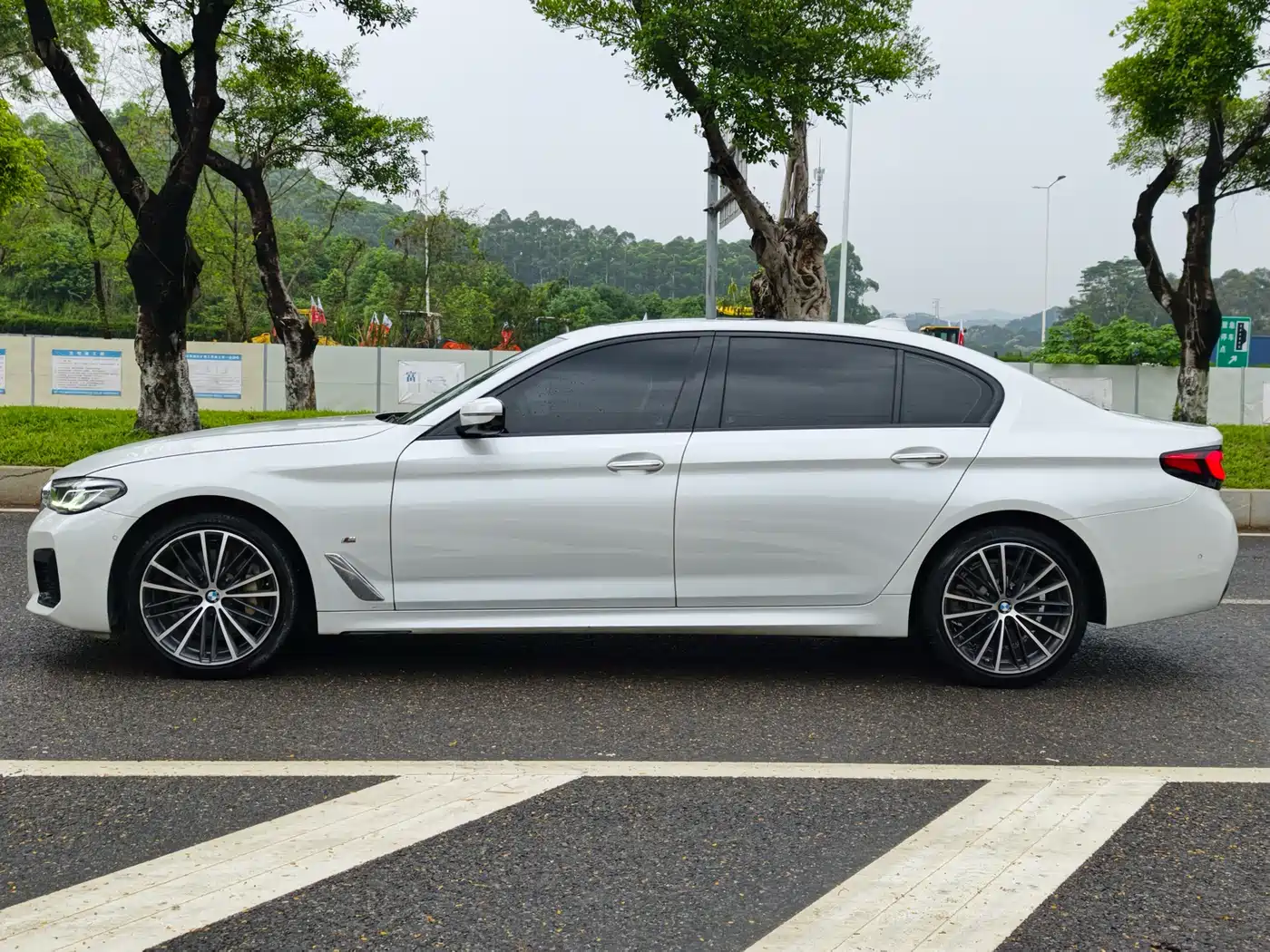 BMW 5 Series 2018 Facelift 530Li Leading M Sport Package фото 8