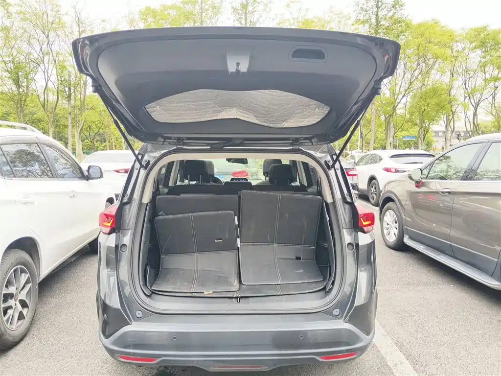 Chevrolet Volando 2019 Redline 530T Automatic Premium Enjoyment Edition (5+2 seater) China VI фото 19