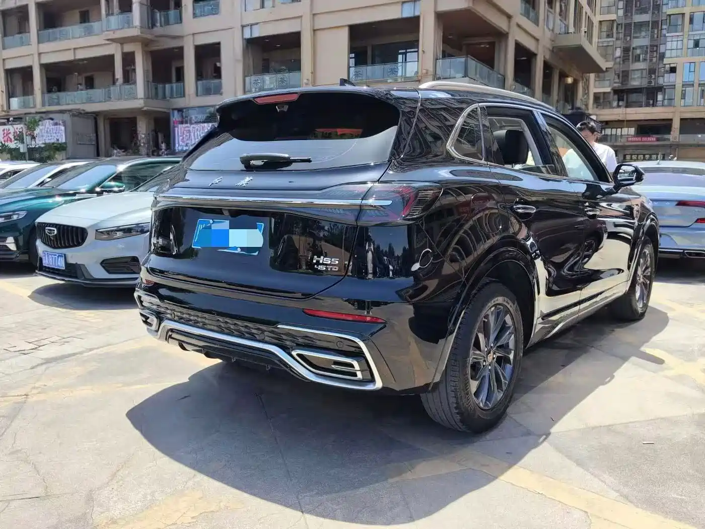 Hongqi HS5 2023 2.0T Flag Enjoy Pro Edition фото 14