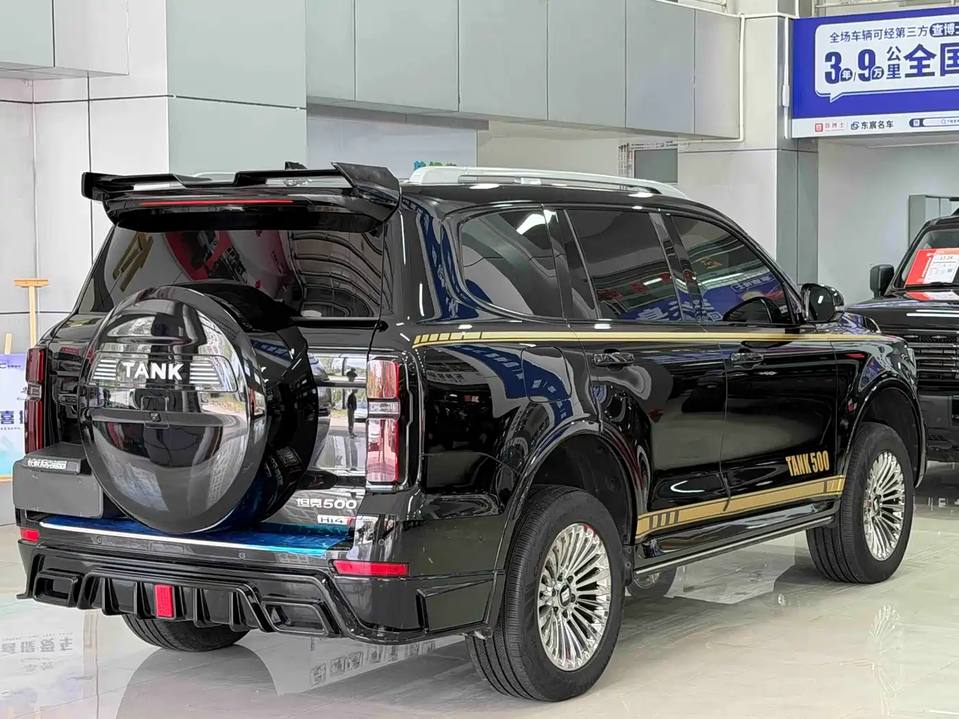 Tank 500 EV 2024 Hi4-T Black Warrior Edition фото 7