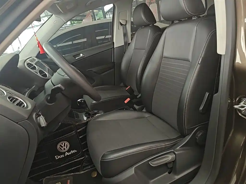 Volkswagen Tiguan 2016 Model 300TSI Automatic 2WD Trend Edition фото 15