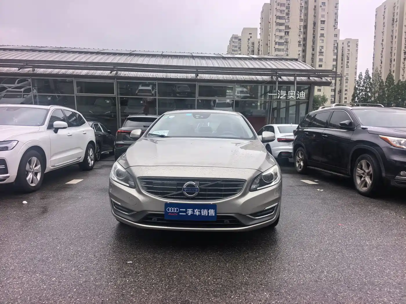 Фото 2 - Volvo S60