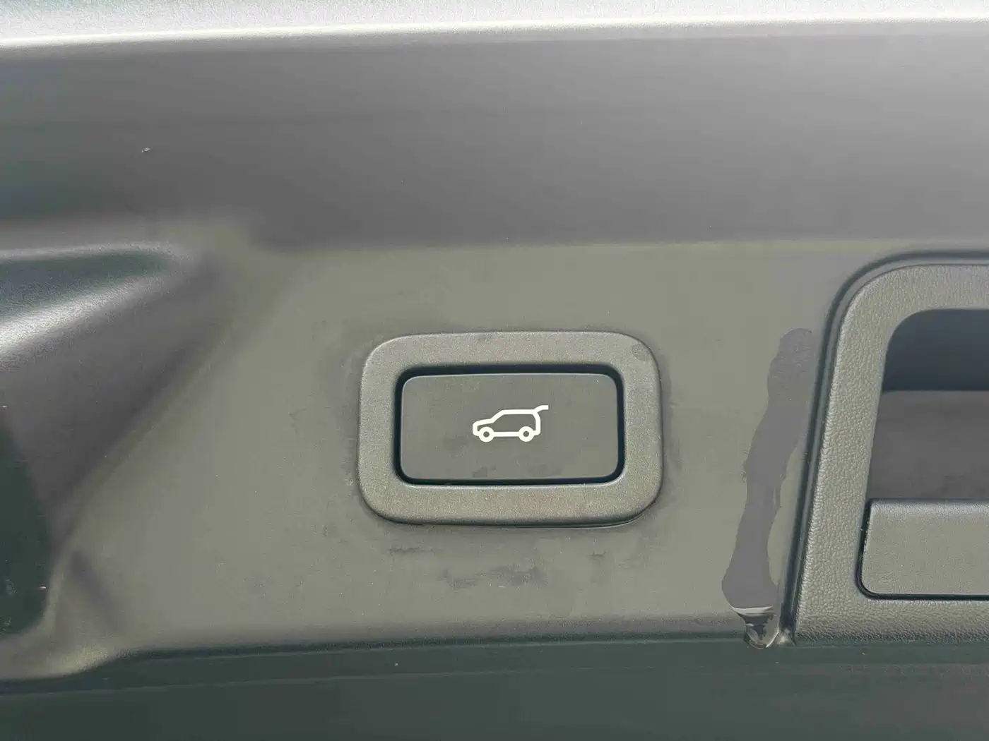 Land Rover Range Rover Velar 2021 P250 Gloss Black Collector's Edition фото 15