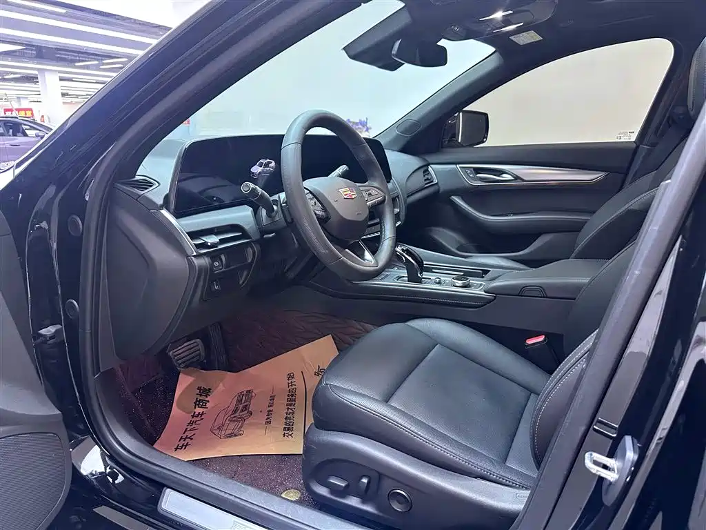 Cadillac CT5 2024 28T Luxury Model Pro фото 3