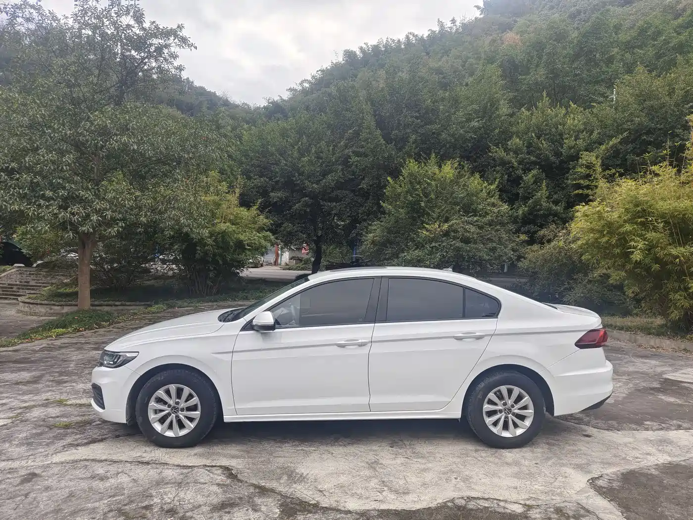 Volkswagen Bora 2021 1.5L Automatic Luxury Smart Edition фото 3