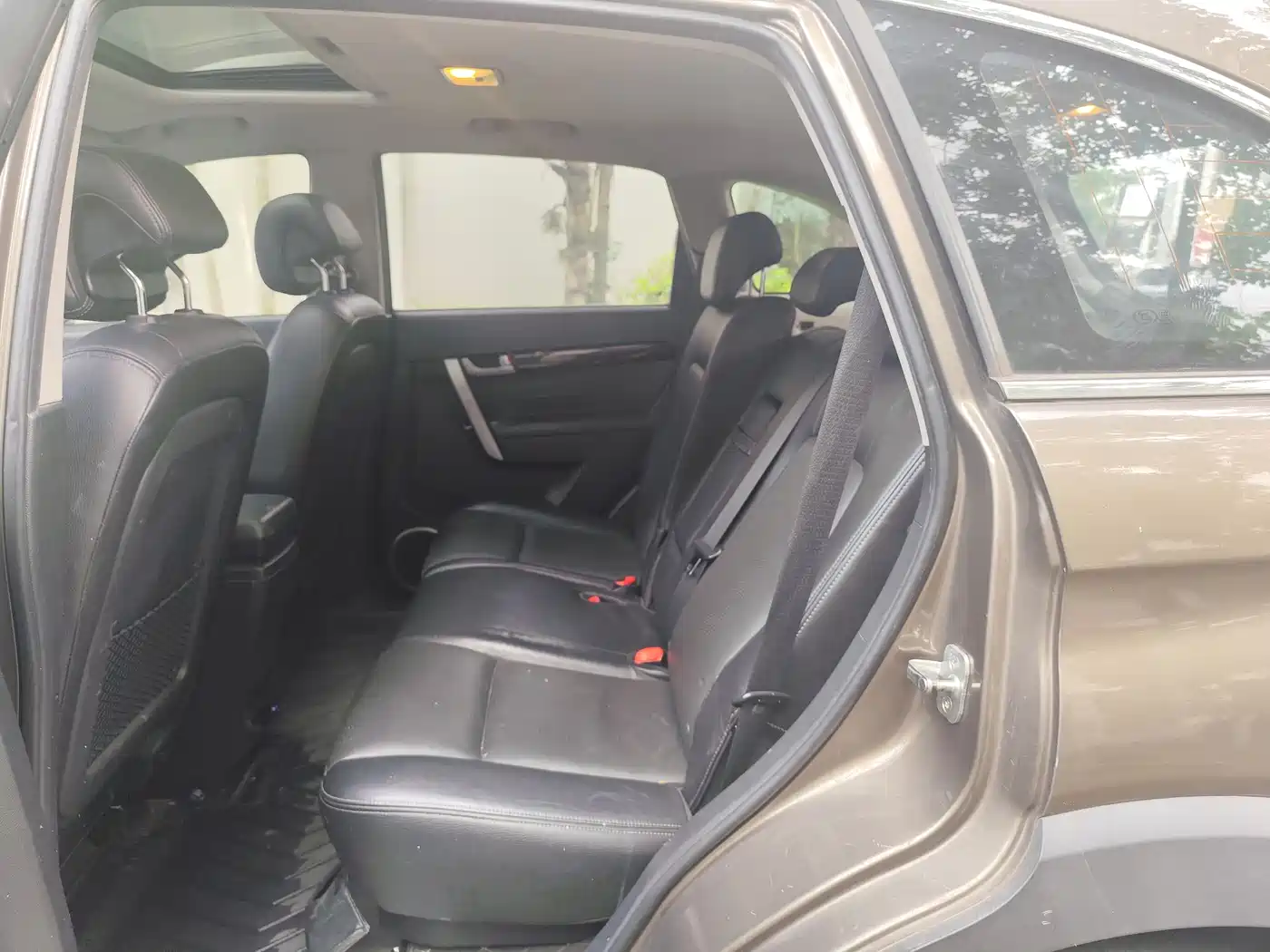 Chevrolet Captiva 2017 2.4L 2WD Luxury Edition 7-Seater фото 17