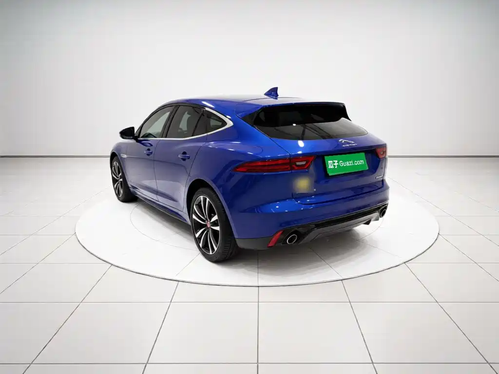 Photo 4 - Jaguar E-PACE