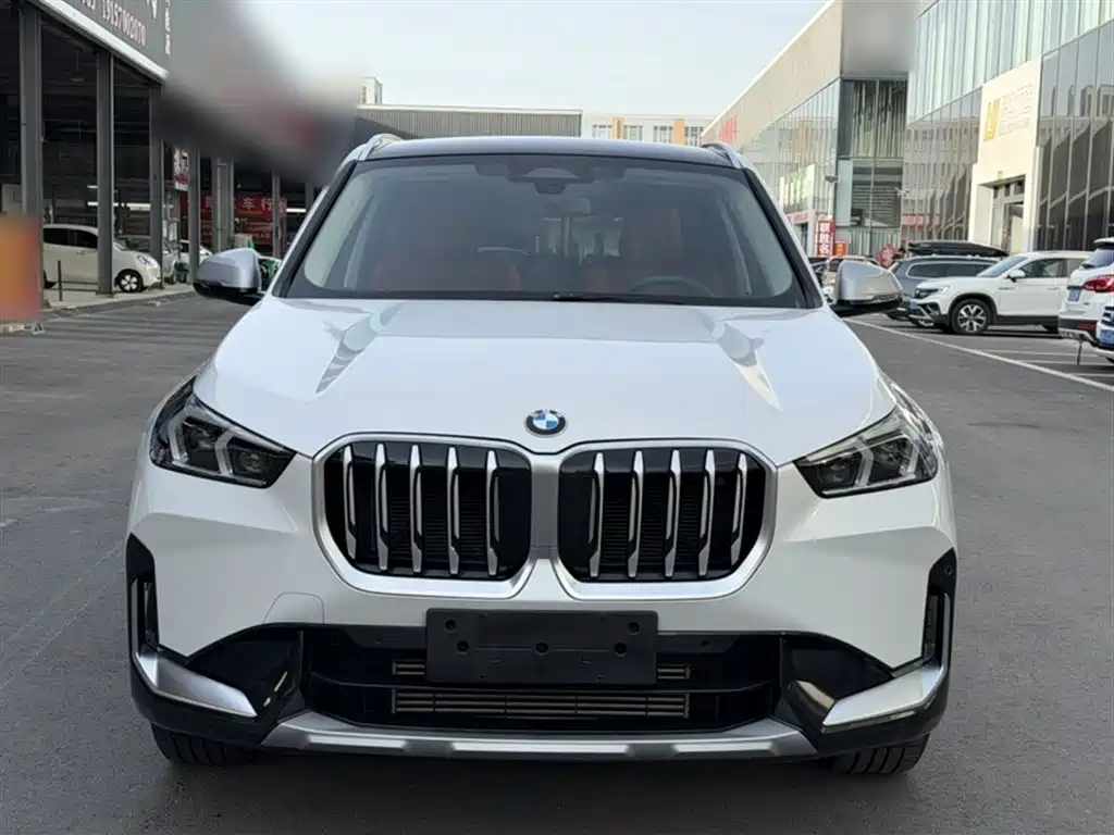 BMW X1 2023 sDrive20Li X Design Package фото 6
