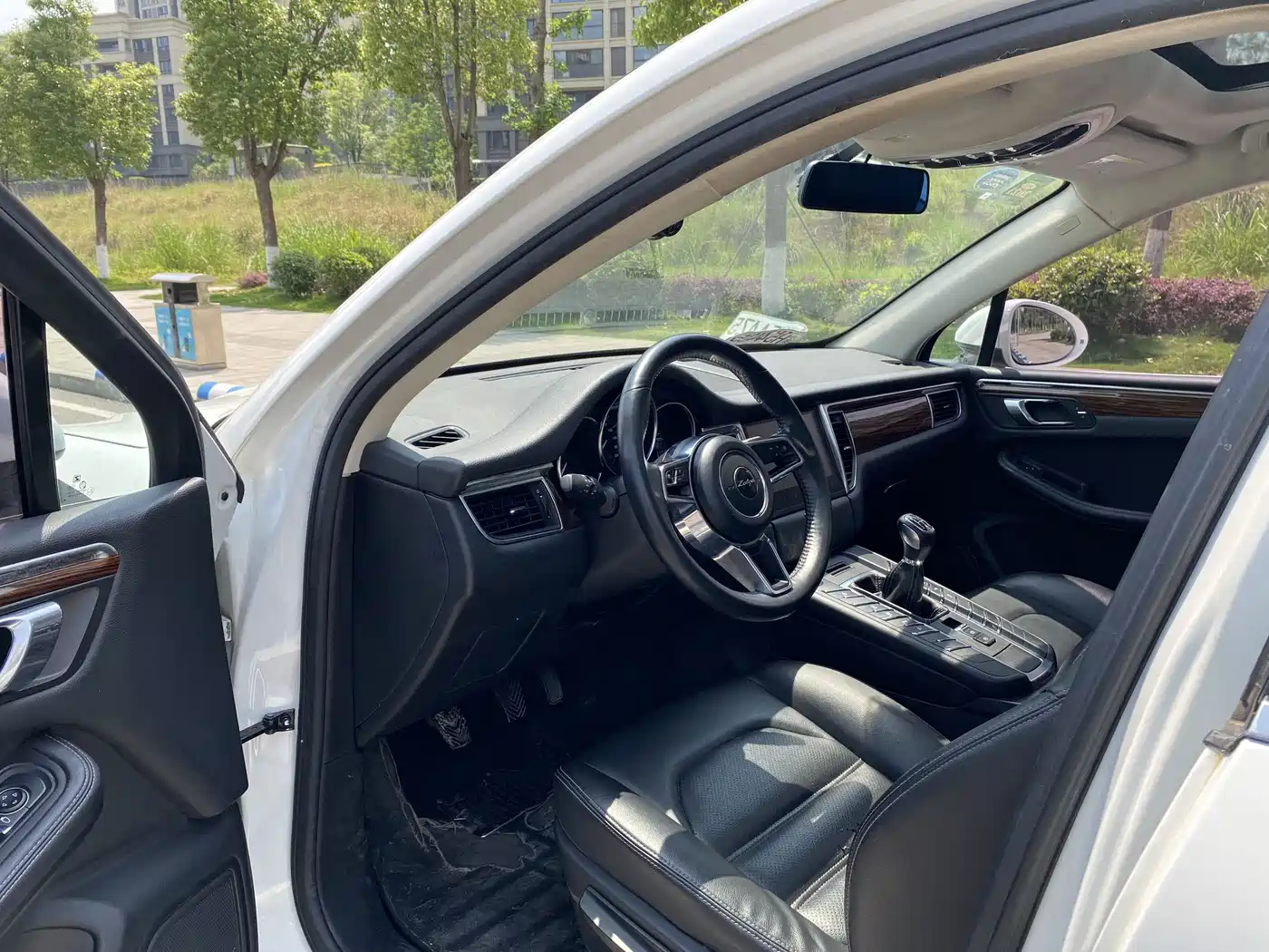 Zotye SR9 2017 2017 2.0T Manual Ultimate Light Edition