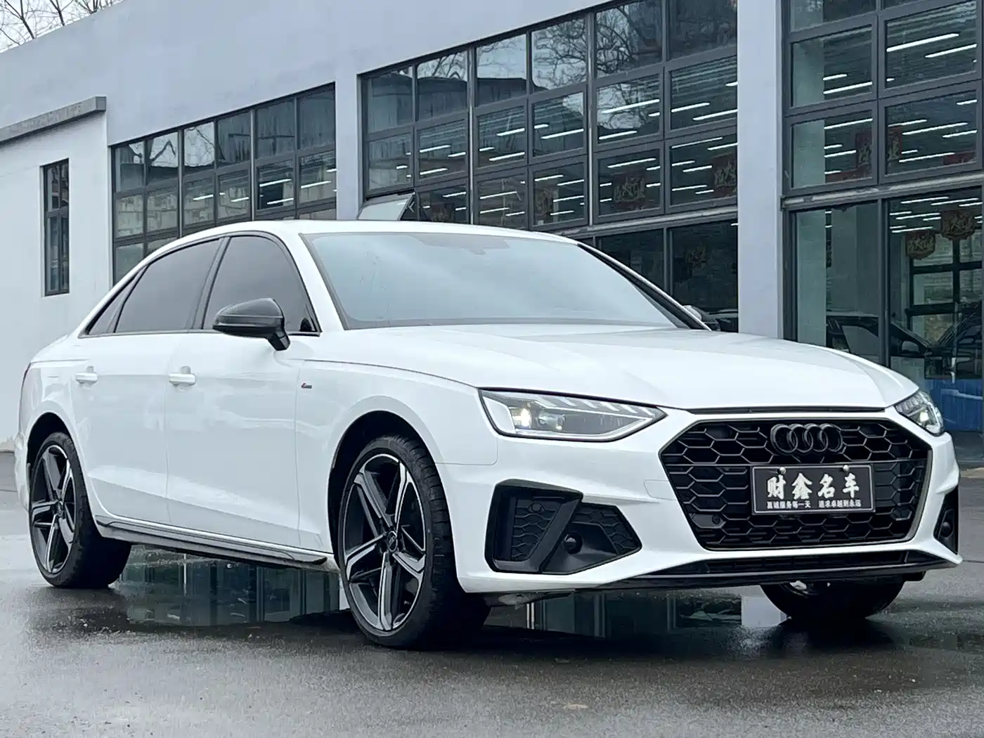 Audi A4L 2024 40 TFSI Luxury Dynamic фото 3
