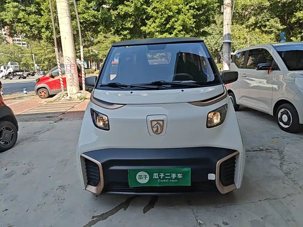 2021 Baojun E200