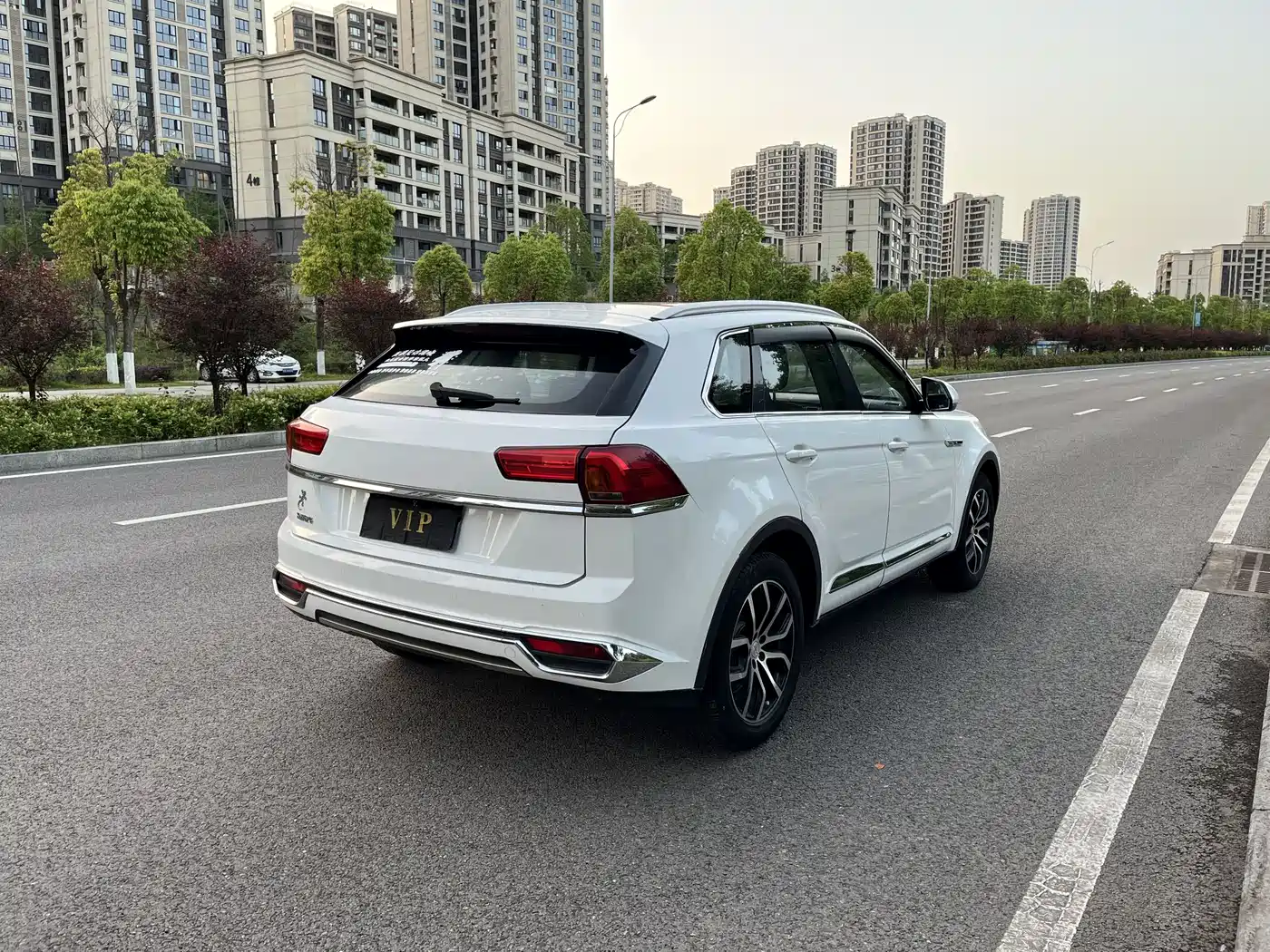 Фото 6 - Zotye X7
