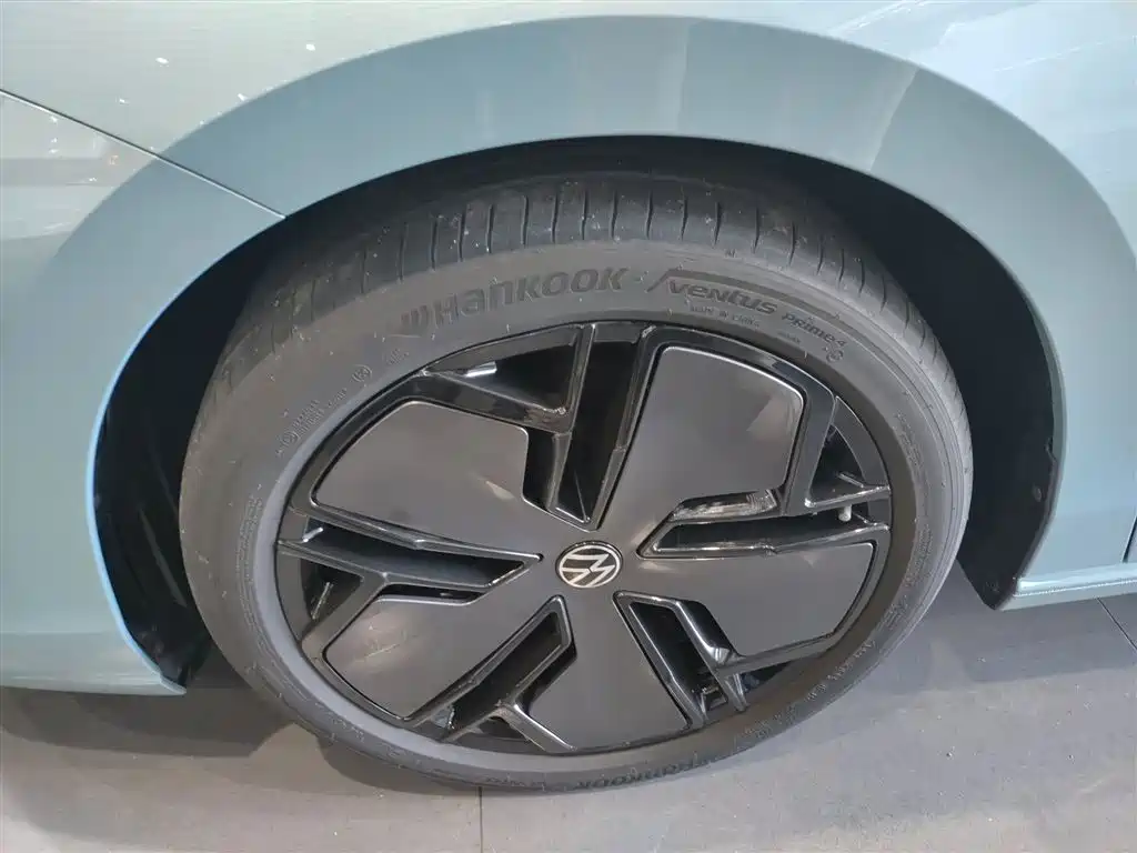 Volkswagen Passat 2025 Model Pro 380TSI Starlight Dragon Premium Edition фото 23