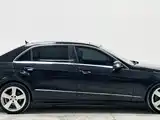 صورة 8 - Mercedes-Benz E-Class