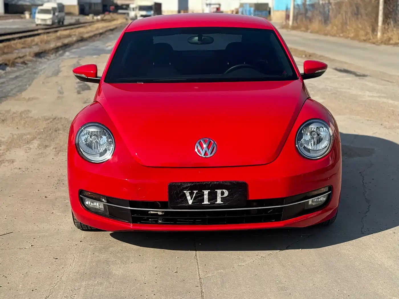 Volkswagen Beetle 2016 Model 180TSI Club Edition фото 2