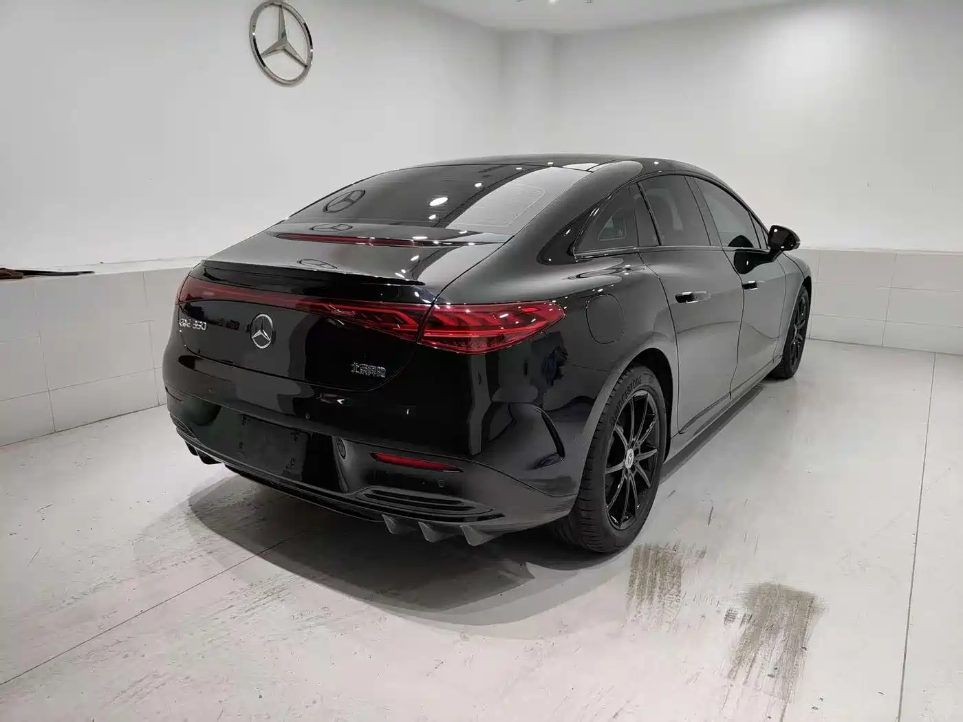 Mercedes-Benz EQE 2022 350 Pioneer Edition фото 14