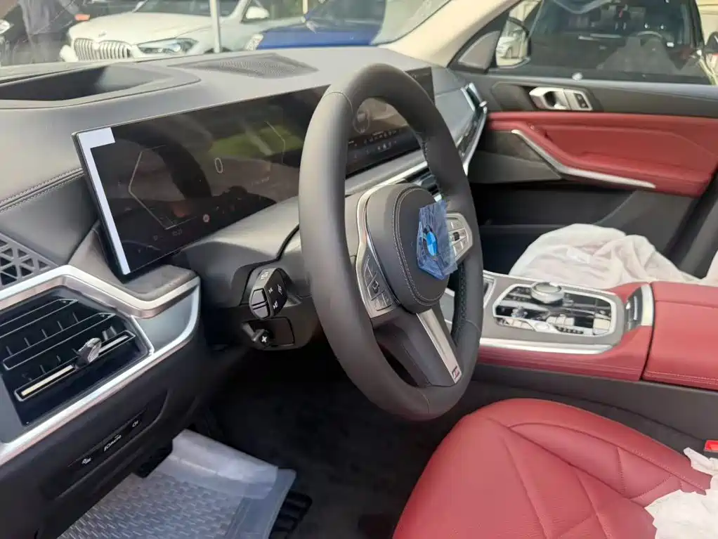 BMW X5 2026 2026 Facelift xDrive 30Li Exclusive M Sport Shadowline Package