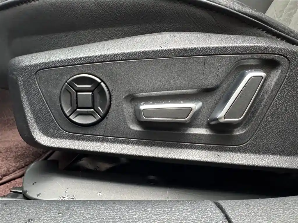 Audi A6L 2024 45 TFSI Premium Dynamic фото 2