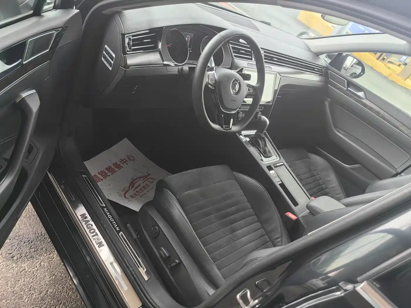 Volkswagen Magotan 2017 330TSI DSG Luxury фото 4