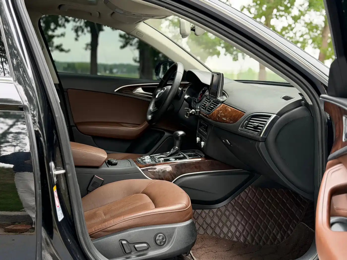 Audi A6L 2014 30 FSI Comfort фото 9