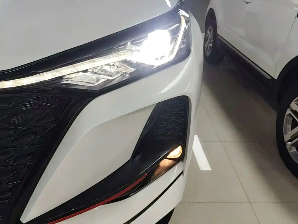 Фото 24 - Changan CS75 PLUS