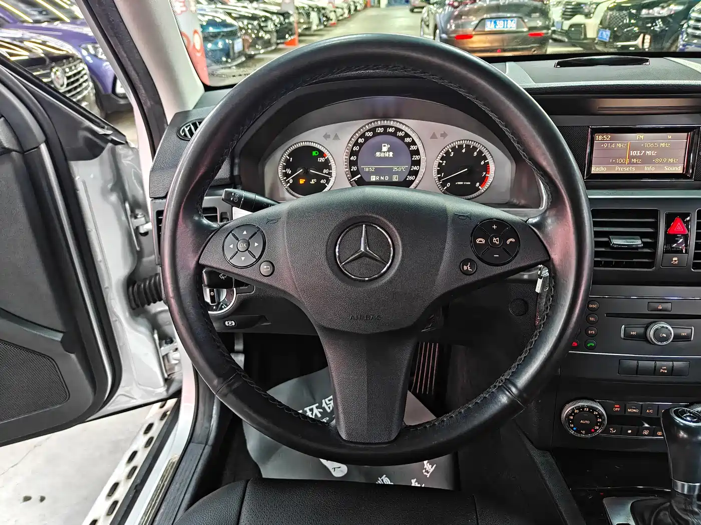 Mercedes-Benz GLK-Class (Import) 2011 GLK 300 4MATIC Fashion фото 14