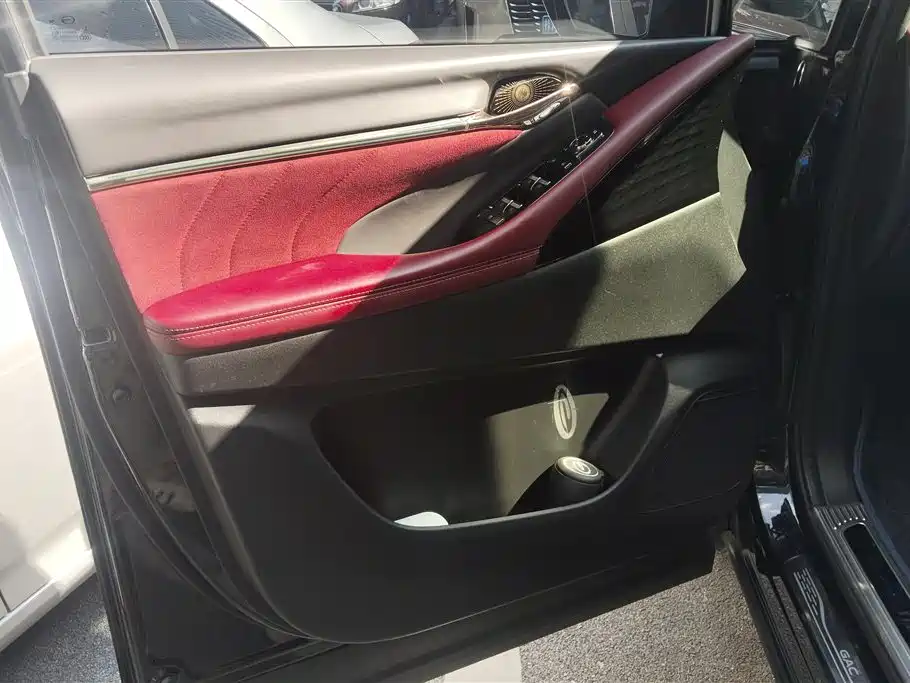 GAC Trumpchi Trumpchi M8 2023 Model Master Series Hybrid Ultimate Edition фото 7