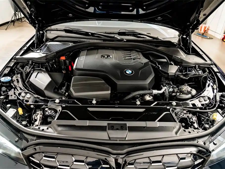 BMW 3 Series 2024 325i M Sport Shadowline Package фото 26