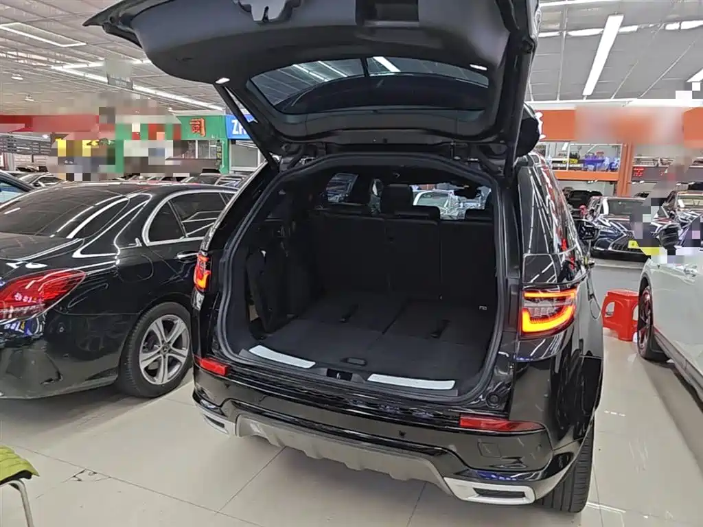 LAND ROVER DISCOVER SPORTS